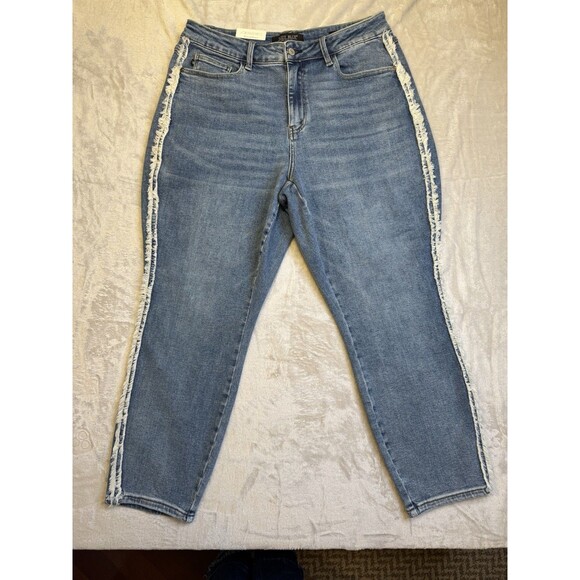 Judy Blue Jeans Size 16W Jonesborough High Rise Fray Detail Slim Fit JB88461 - Picture 3 of 16